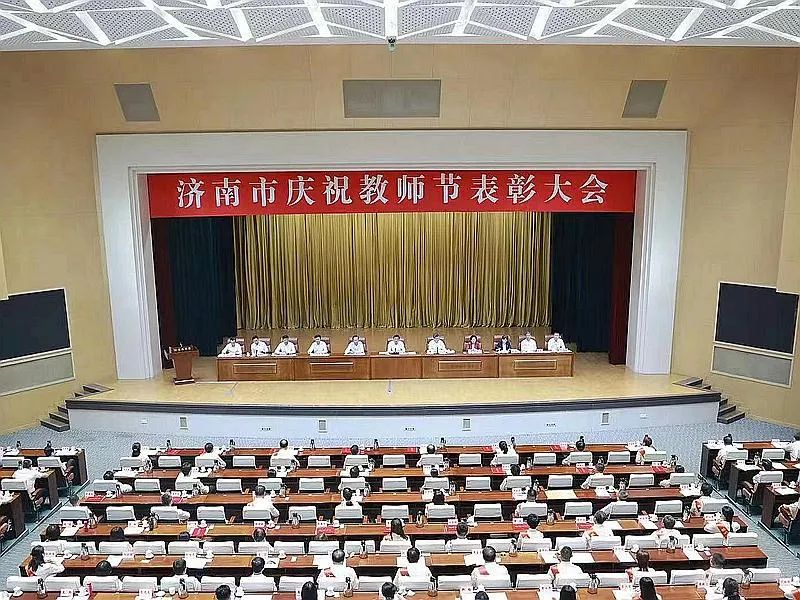 “大先生”何以为“大”？